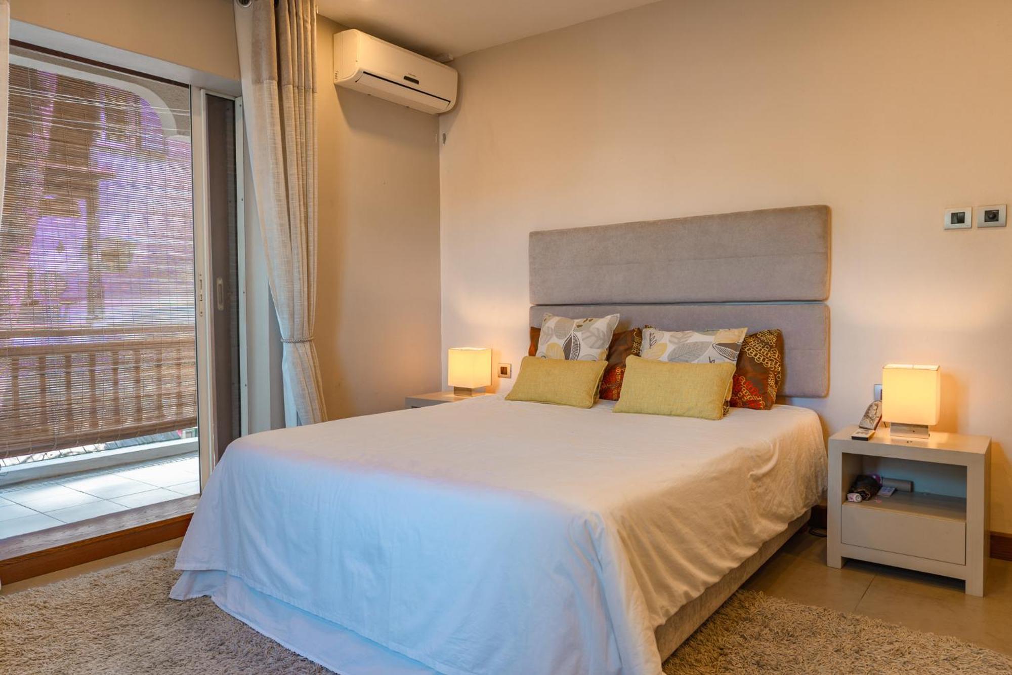 Beachfront Luxurious Stunning Sunset Boulevard Apartment, Grand-Baie Eksteriør bilde
